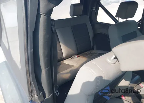 2009 Jeep Wrangler X из США, поврежденный, VIN 1J4FA24109L727084